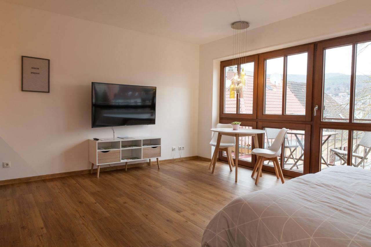 Modernes Studio Im Herzen Von Neustadt: Pfalzliebe นอยชตัดท์ อัน แดร์ ไวน์ชตราเซอ ภายนอก รูปภาพ